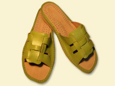 Productor zapatillas lisas sandalias zapatillas zuecos zapatos para niños zapatillas de piel de oveja calentadores de lana