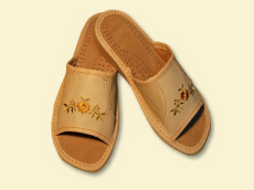 Productor zapatillas lisas sandalias zapatillas zuecos zapatos para niños zapatillas de piel de oveja calentadores de lana