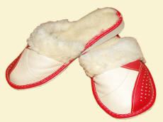 Productor zapatillas lisas sandalias zapatillas zuecos zapatos para niños zapatillas de piel de oveja calentadores de lana